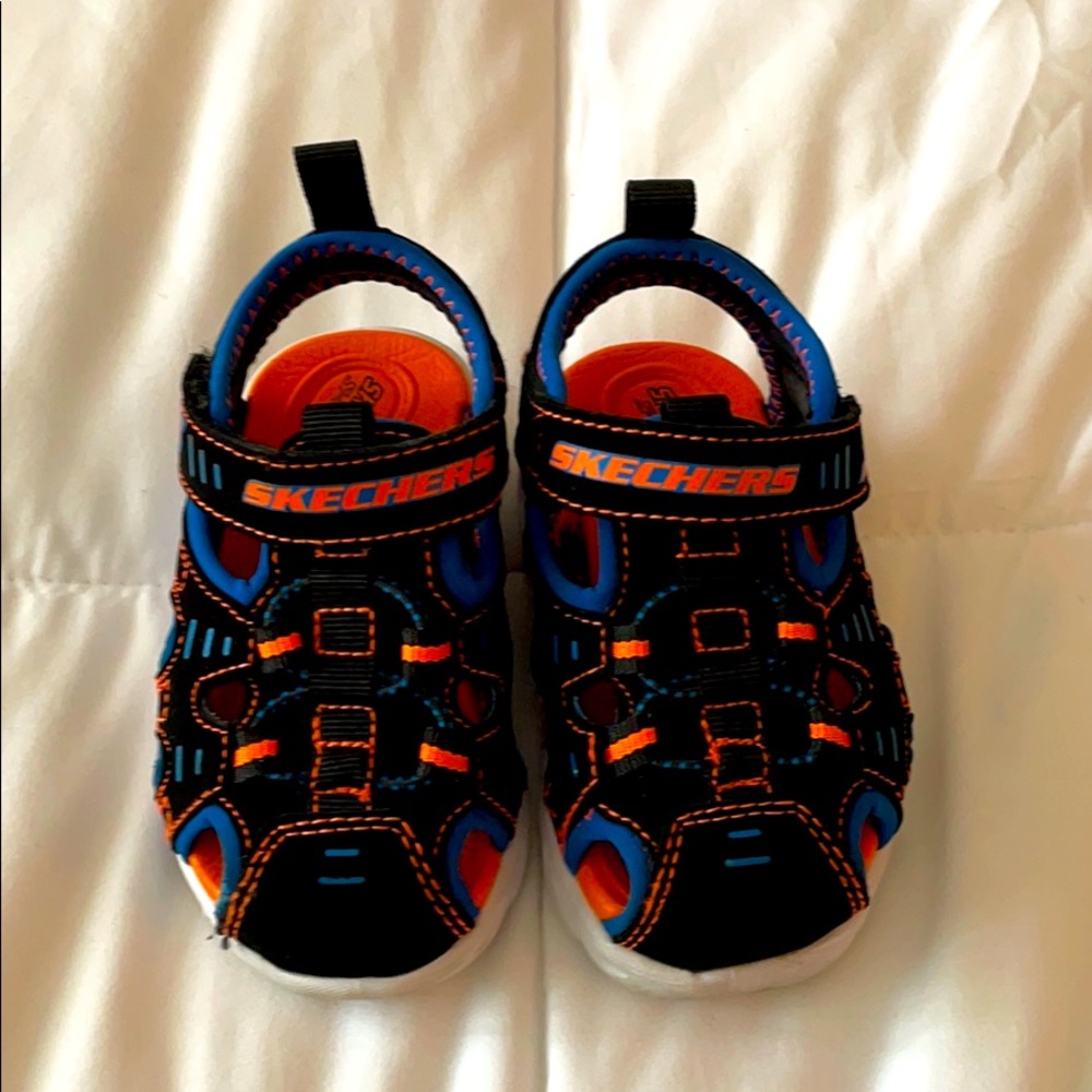 Sketchers sneaker sandal